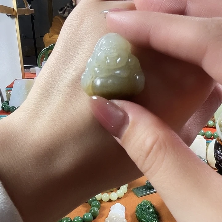 和田玉（糖玉）未镶嵌颈饰