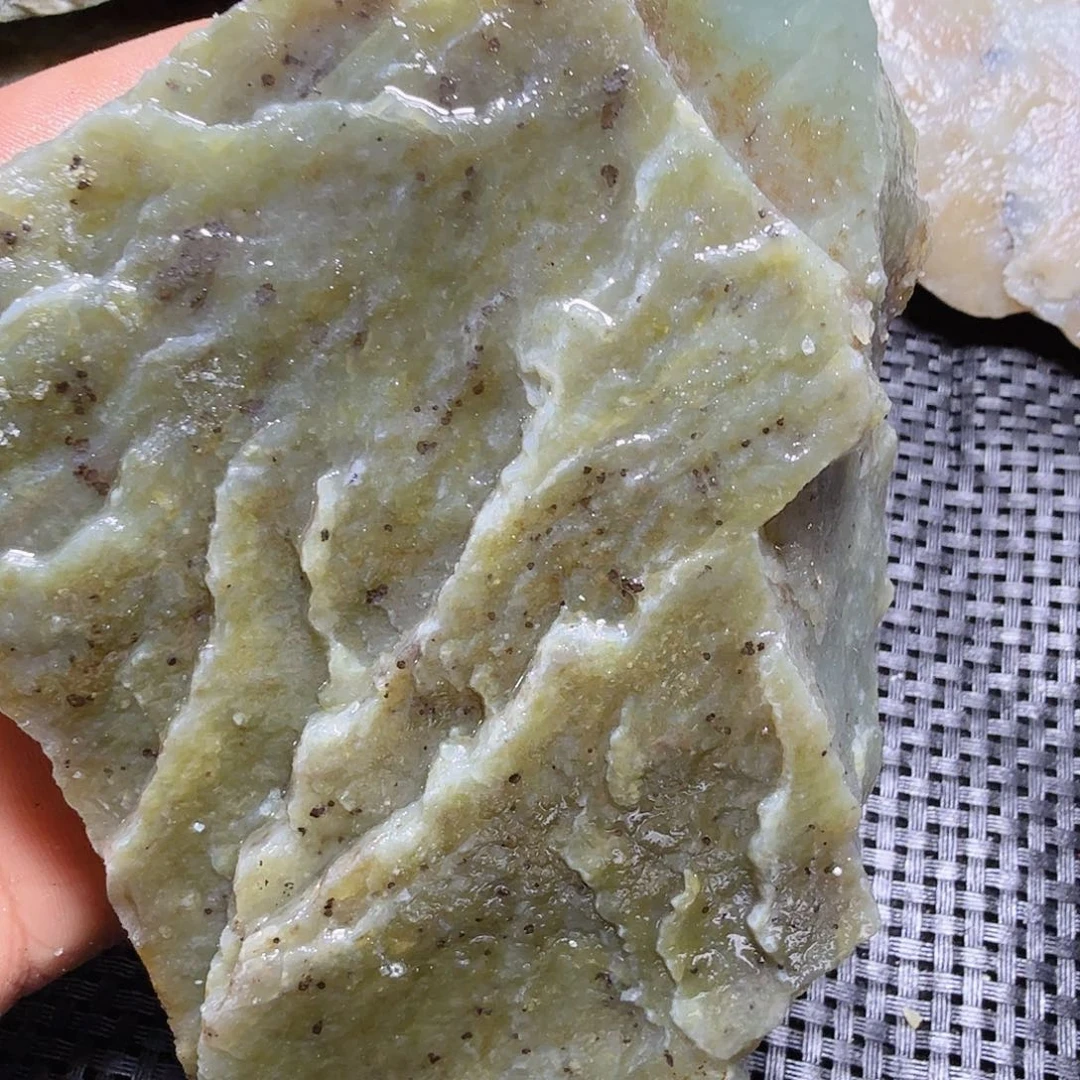 和田玉（糖玉）未镶嵌珠宝半成品