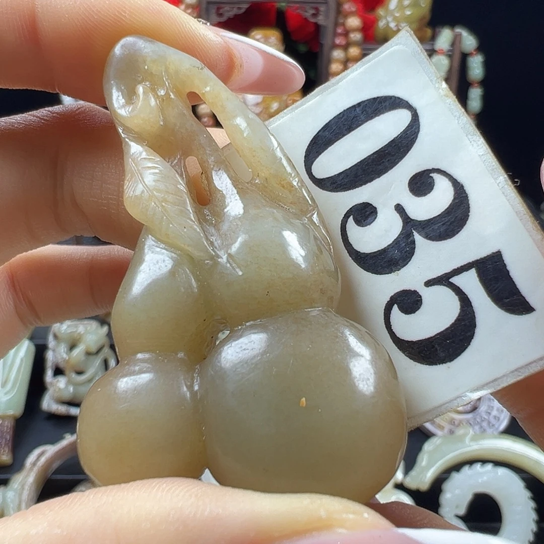 和田玉未镶嵌挂件