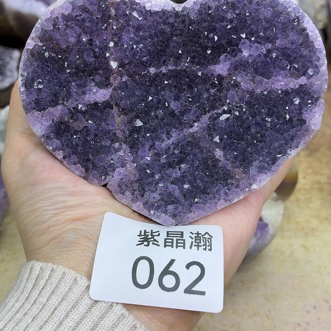 水晶未镶嵌大型摆件（非配饰）