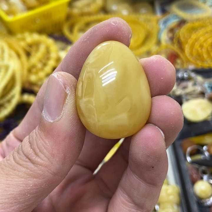 裸石蜜蜡未镶嵌吊坠