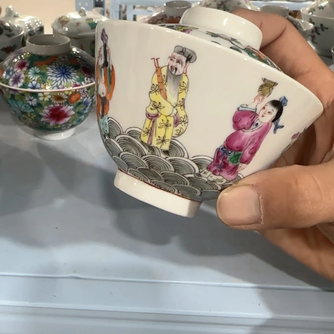 瓷片摆件手绘瓷器年底全部亏钱