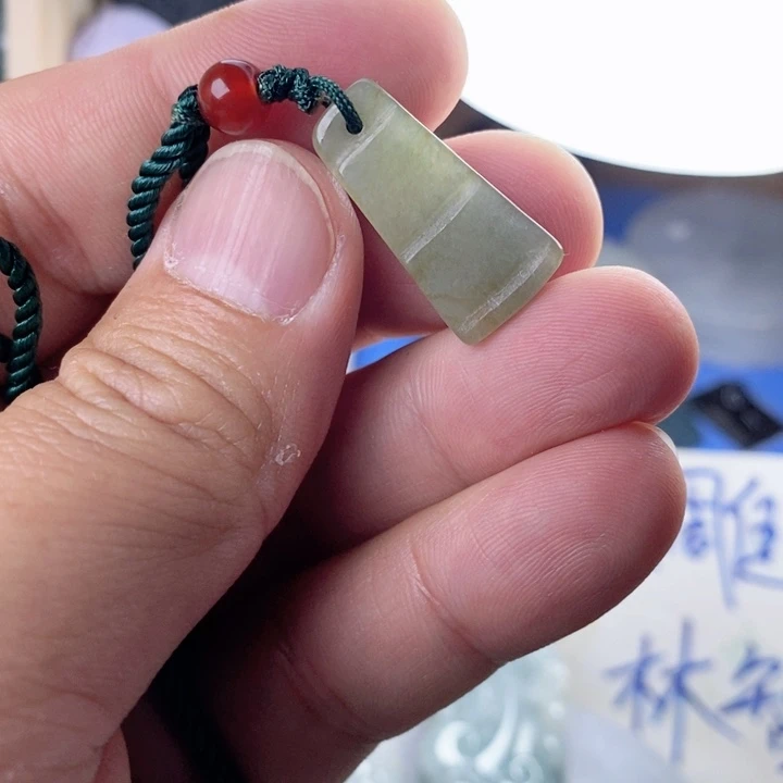 翡翠颈饰未镶嵌用****5