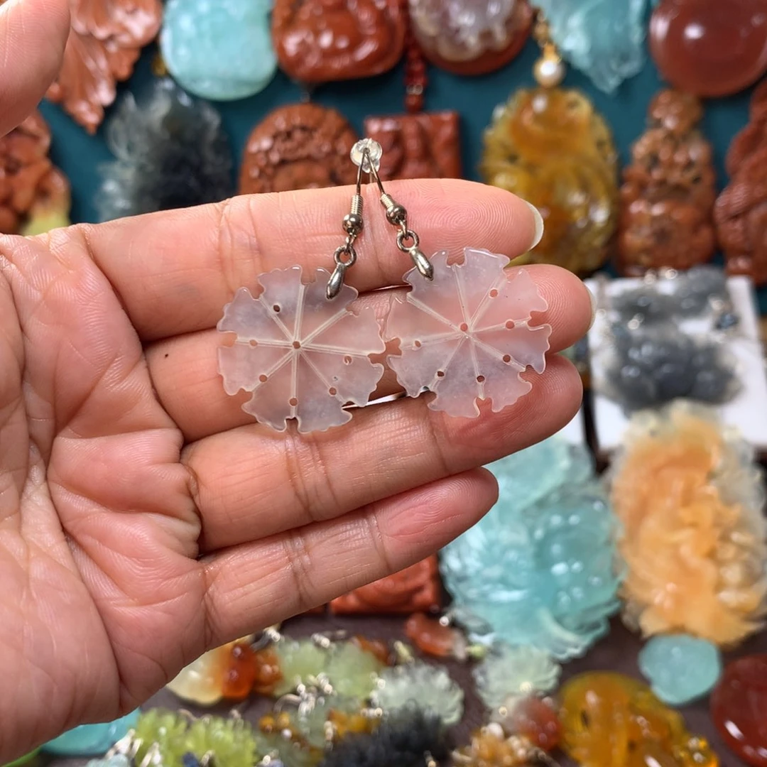 蛇纹石玉耳坠未镶嵌