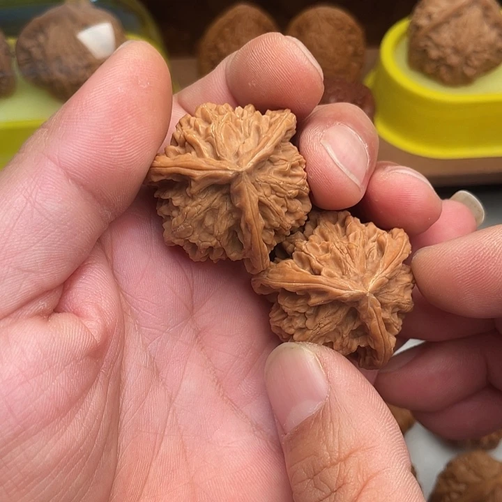 D***吊坠文玩核桃盘山