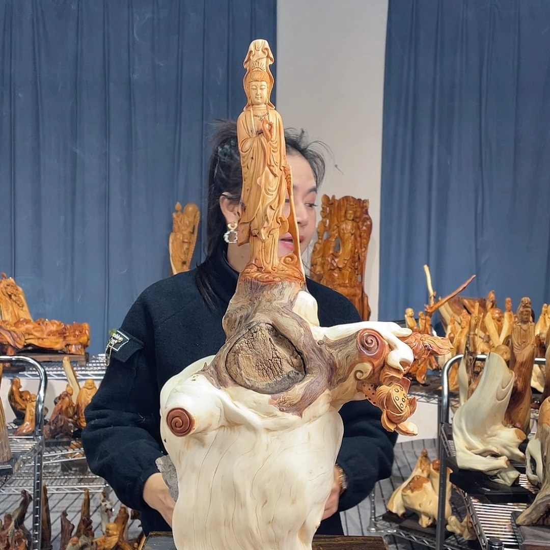 柏木（崖柏）随型艺术根雕