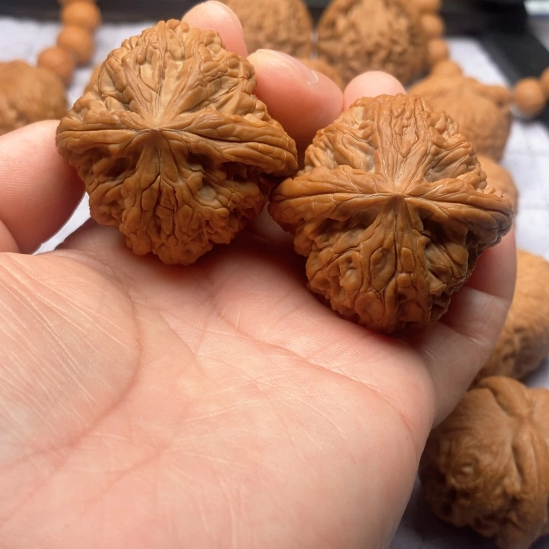 文玩核桃把件虎头王