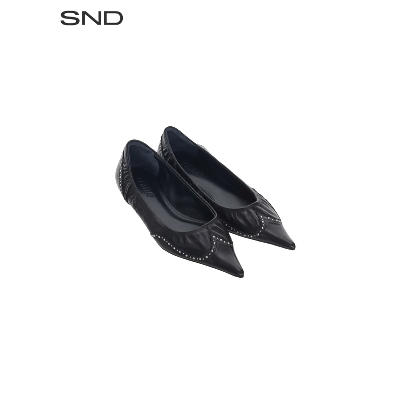 【SNDCOTEMP 设计师品牌】SND AW25 雕花尖头平底鞋