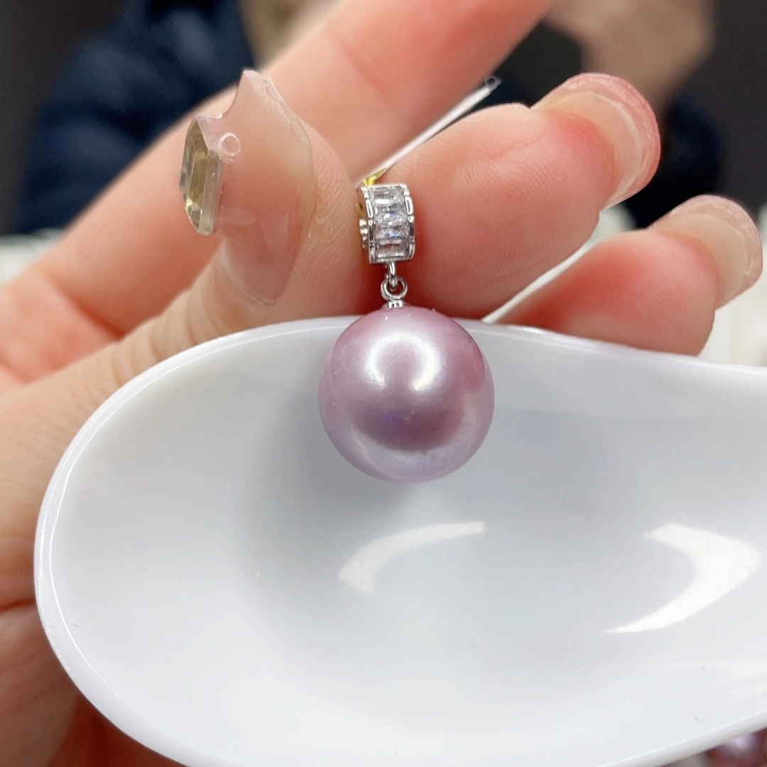 淡水珍珠吊坠(赠链)未镶嵌