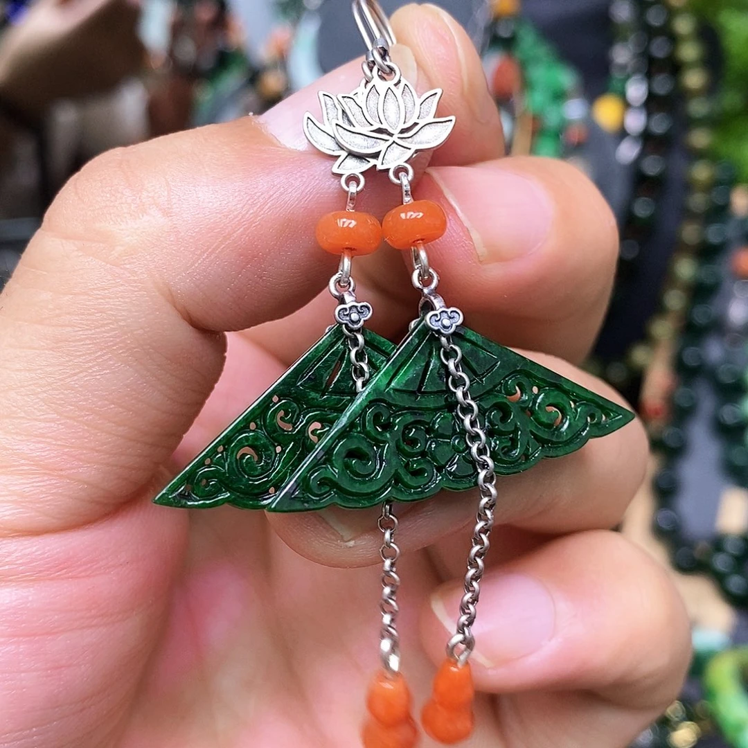 未镶嵌翡翠耳饰L漂亮美眉