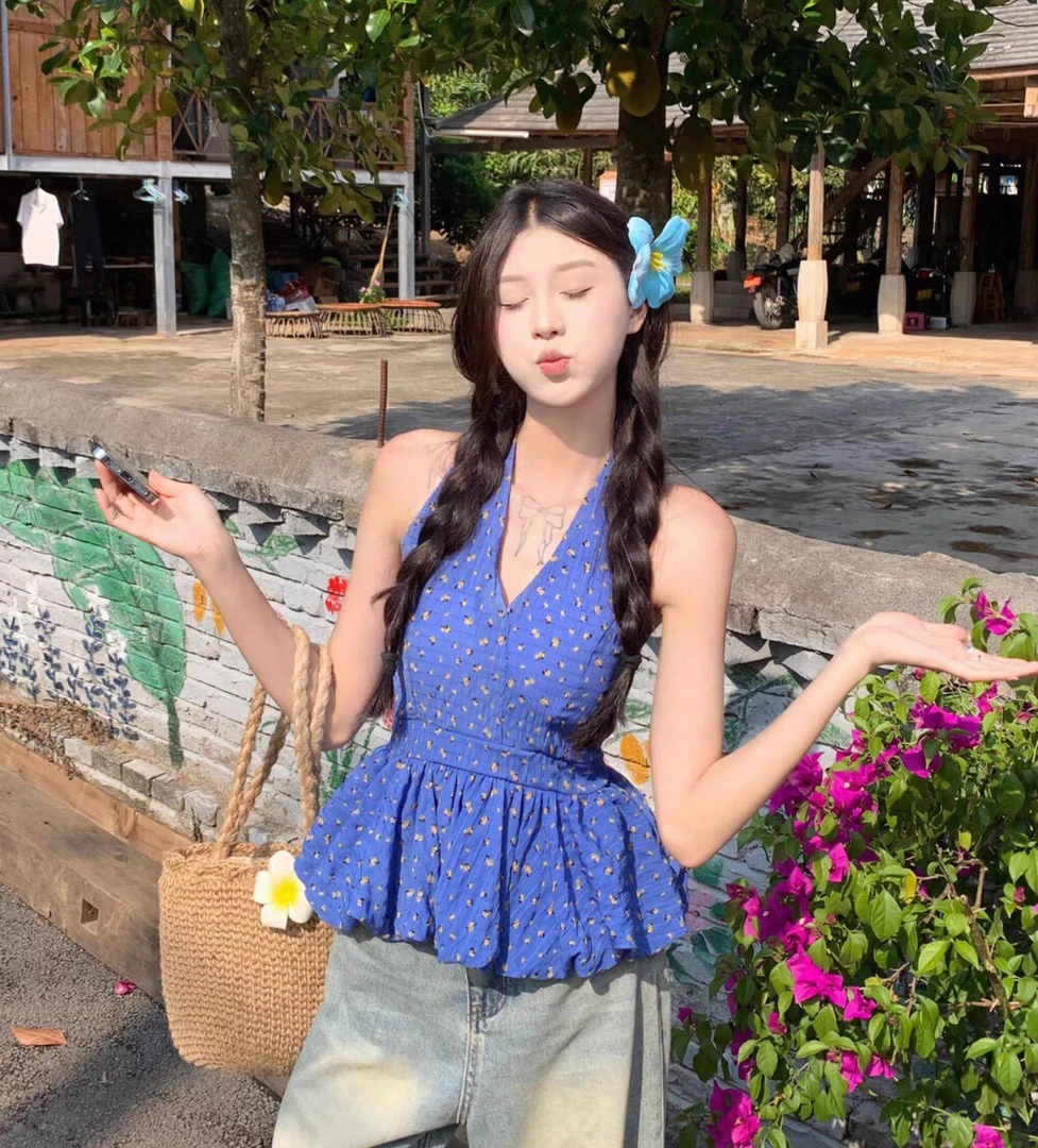 显瘦夏季设计感修身小清新甜美露背镂空韩版复古短款外穿遮肚小众