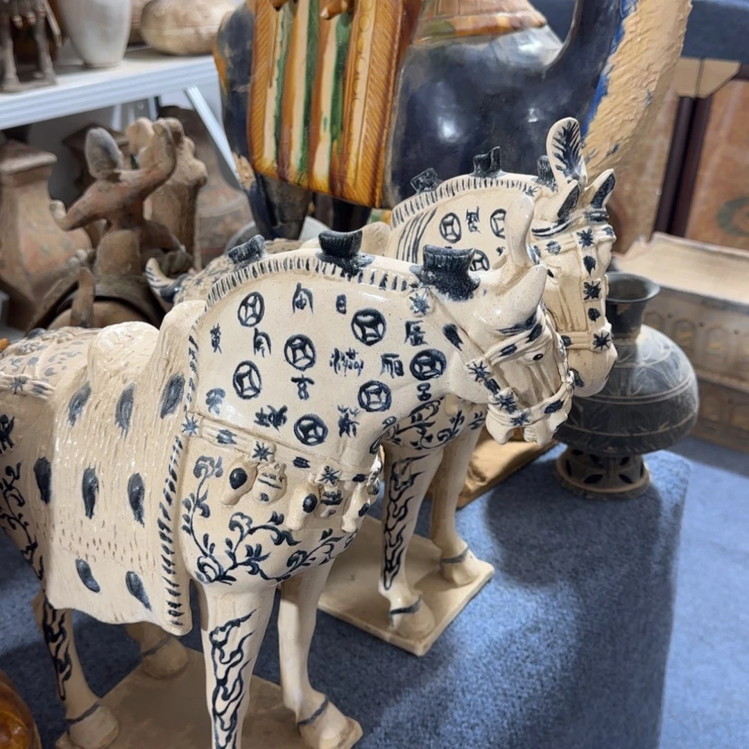 李***东陶瓷摆件摆件摆件