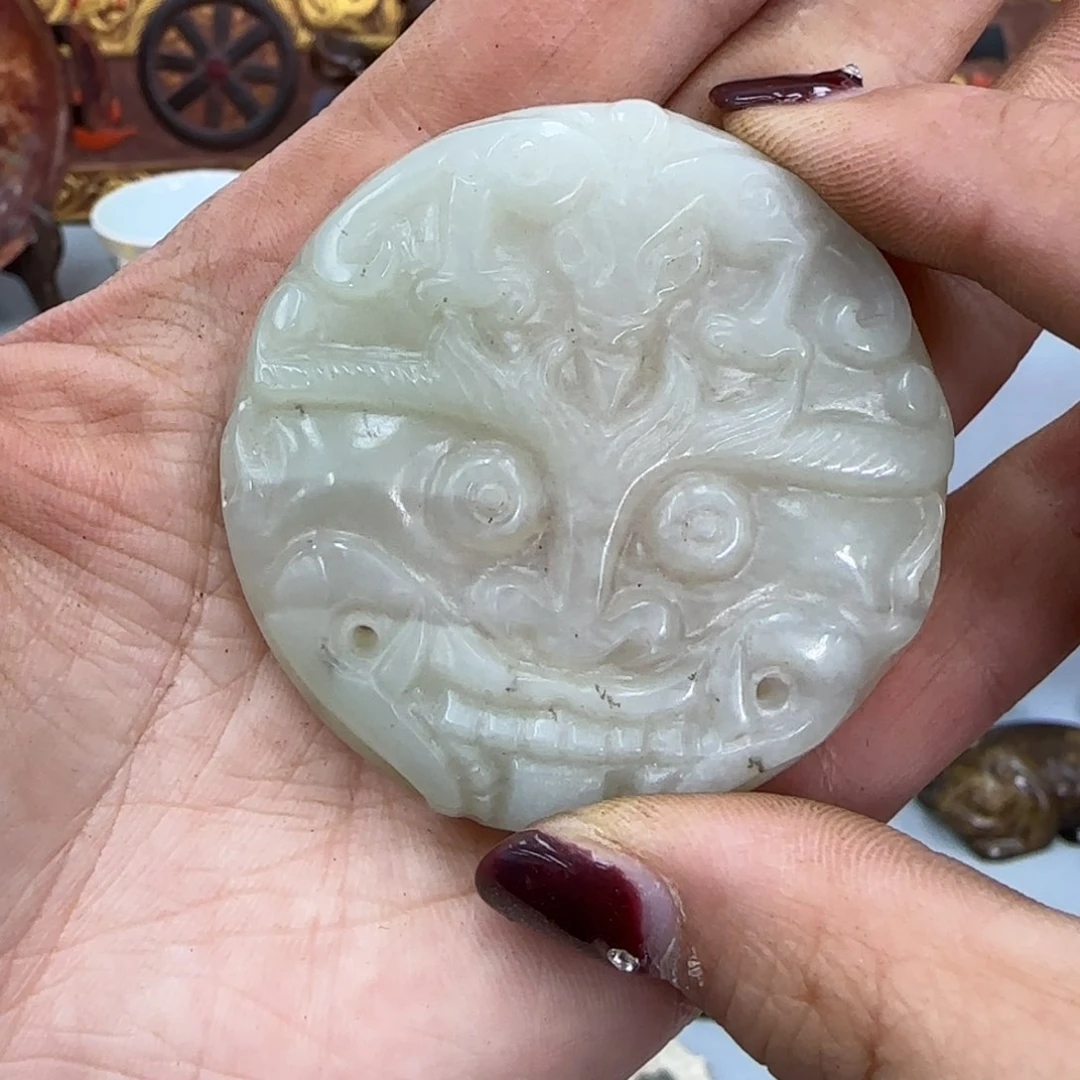 未镶嵌和田玉（糖玉）挂件