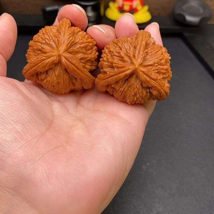 一***帆把件文玩核桃白奔