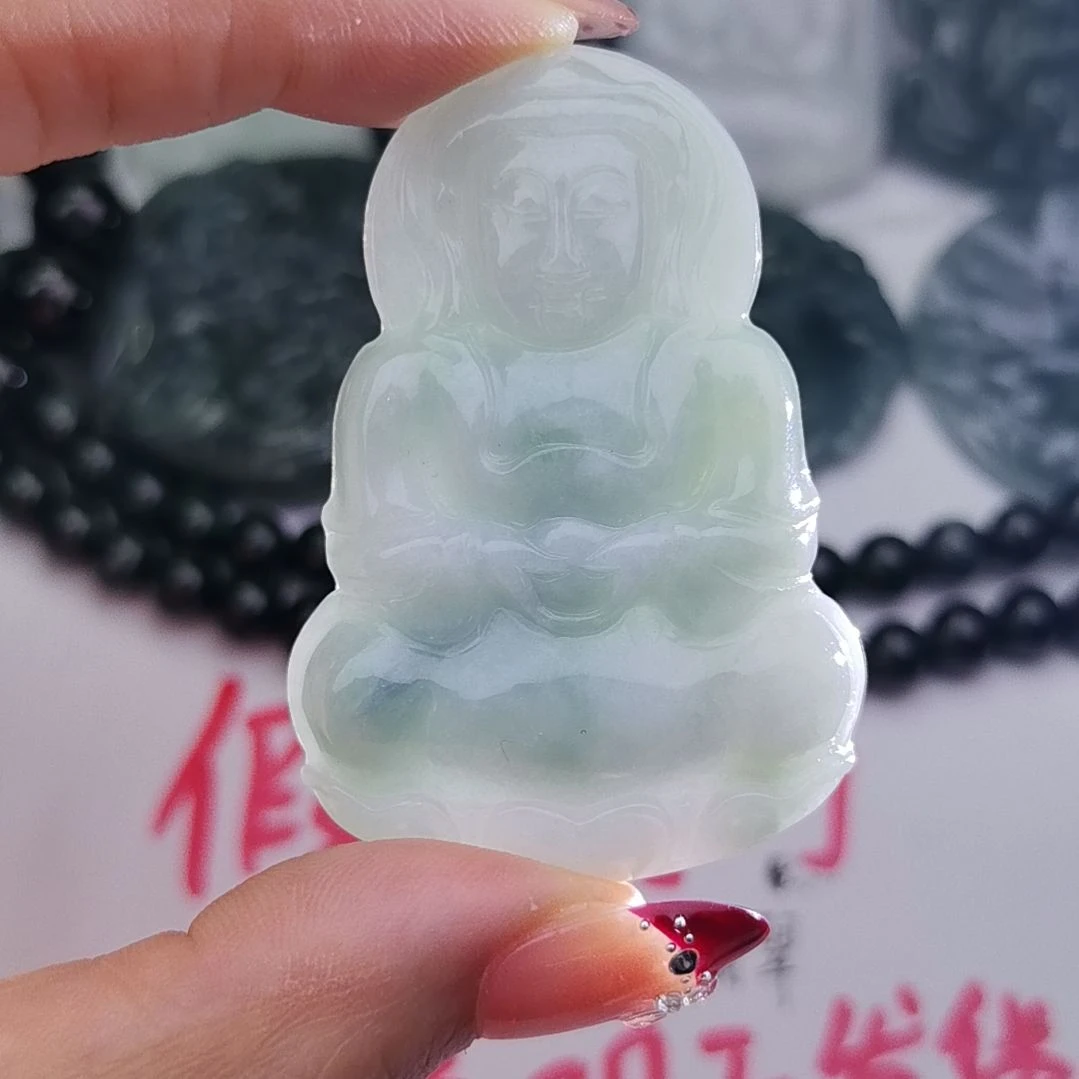 翡翠颈饰未镶嵌天然的A货翡翠多样性发货