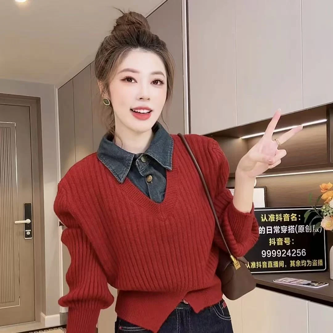 A25撞色牛仔领针织衫毛针织衫短款毛衣下摆开衩设计