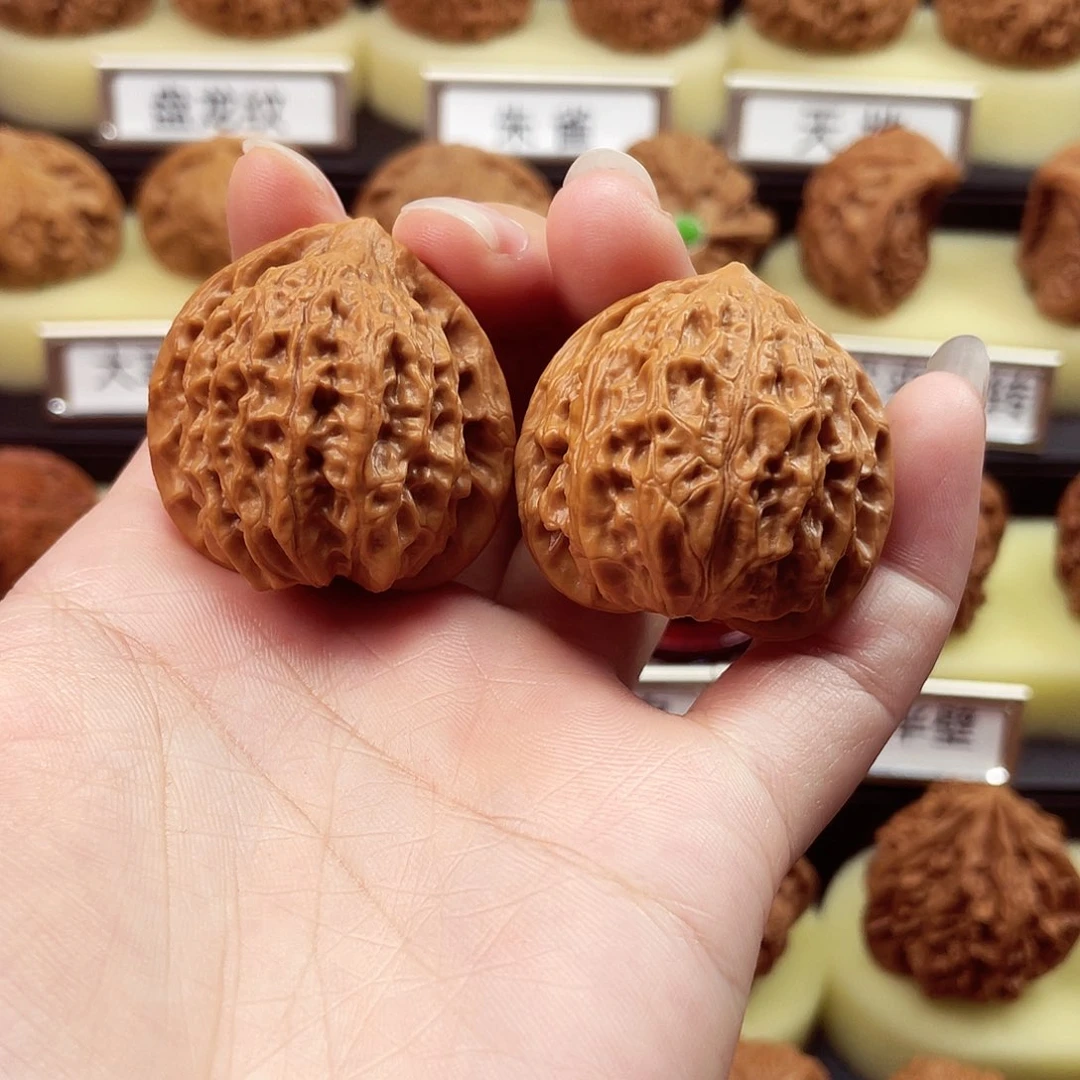 文玩核桃把件金牛36全品9051
