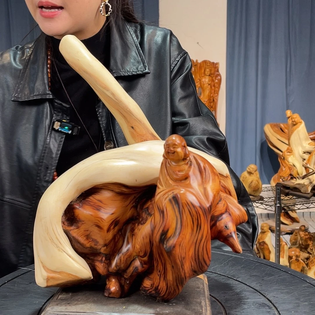 柏木（崖柏）随型艺术根雕