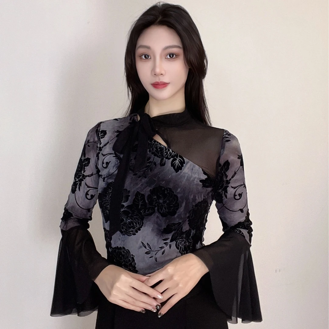 【LP舞服】原创设计-国风水墨画胸前镂空设计款喇叭袖上衣摩登舞服