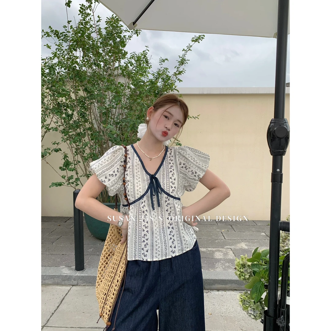 美树 SUSAN 花蔓少女直接闭眼入甜美v领拼接花边泡泡袖小衫H7381