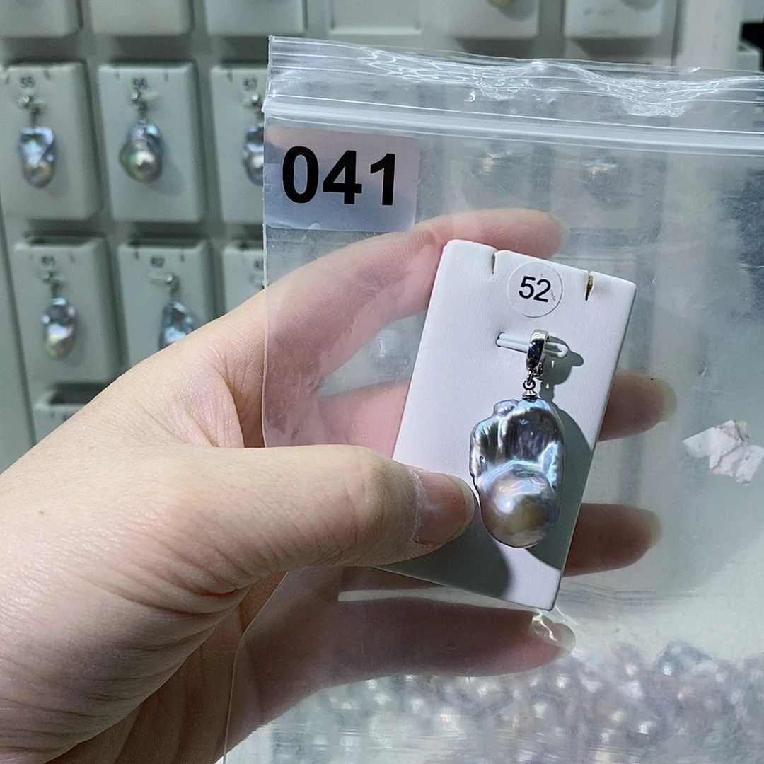 淡水珍珠合金颈饰