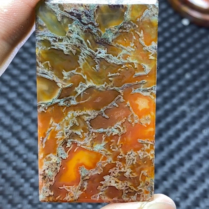 玛瑙/玉髓颈饰未镶嵌清*