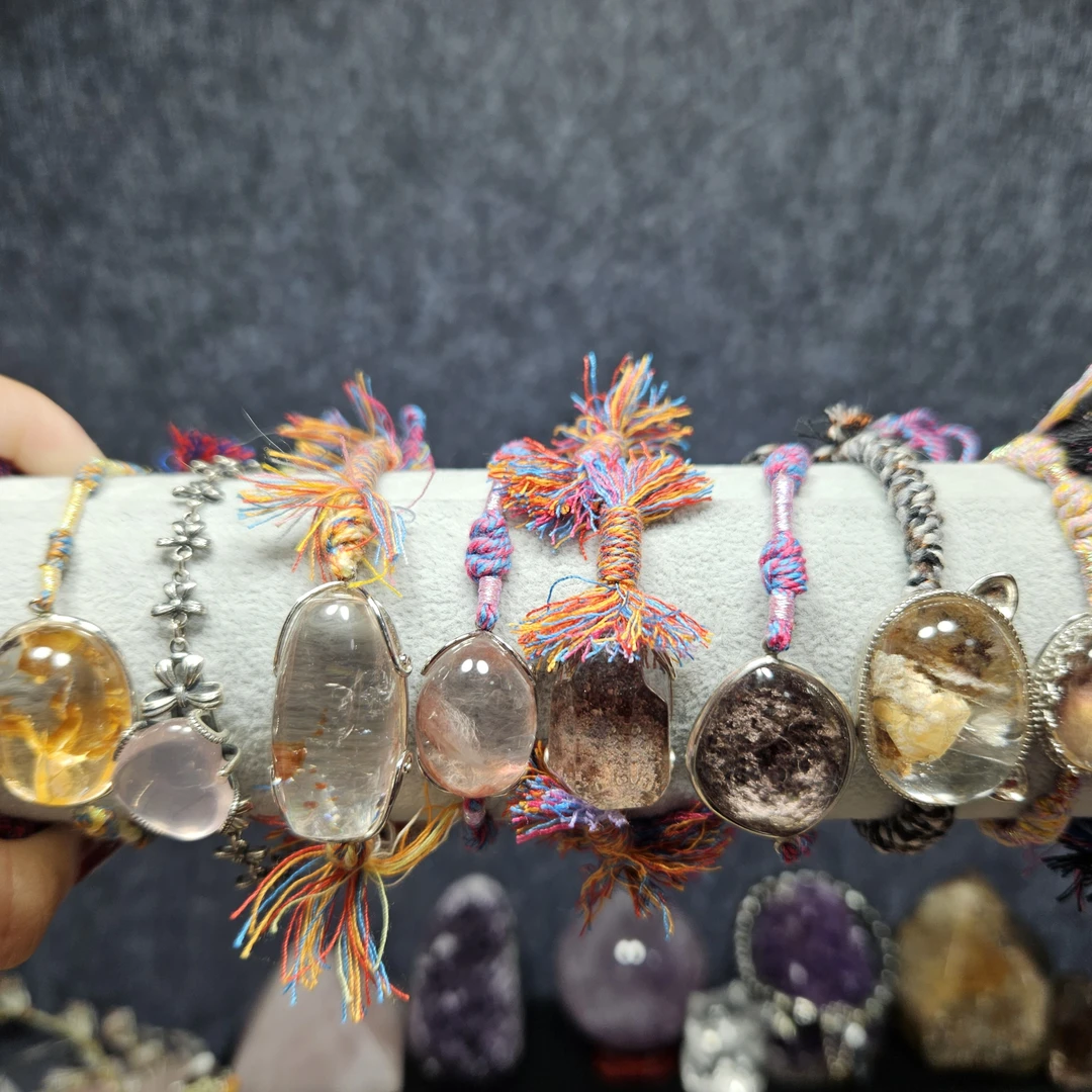 非金属锦纶手链 手工编织彩色手绳不含主石饰品