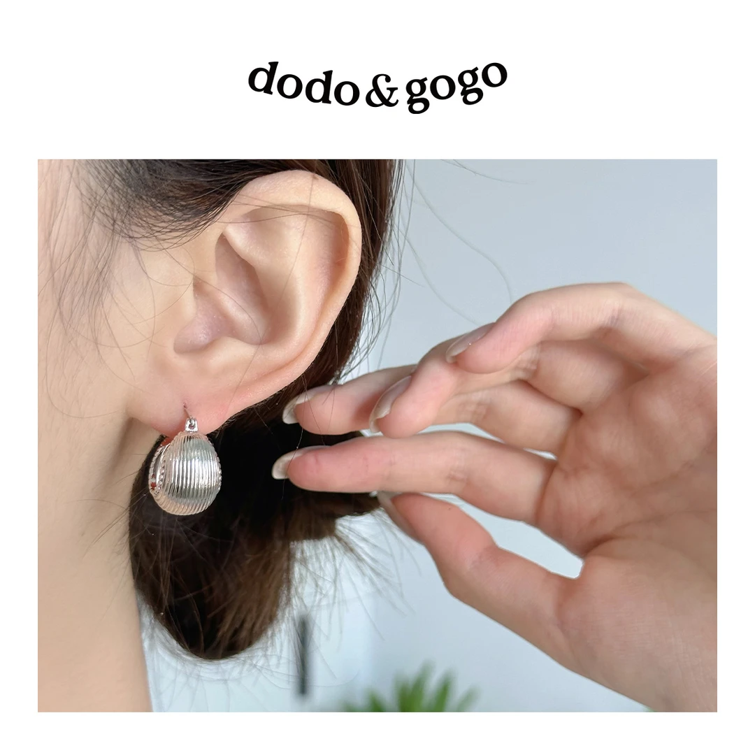 DODOGOGO 合金耳饰 复古条纹半圆耳扣气质轻奢时尚百搭简约耳环女
