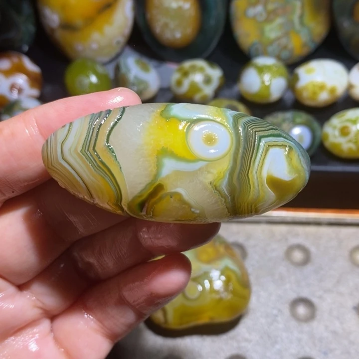 未镶嵌玛瑙/玉髓珠宝半成品50