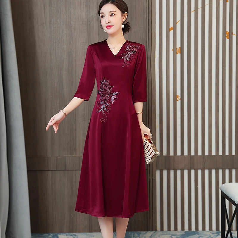 婚礼改良版旗袍妈妈连衣裙女礼服连衣裙醋酸缎喜婆婆婚宴中老年裙