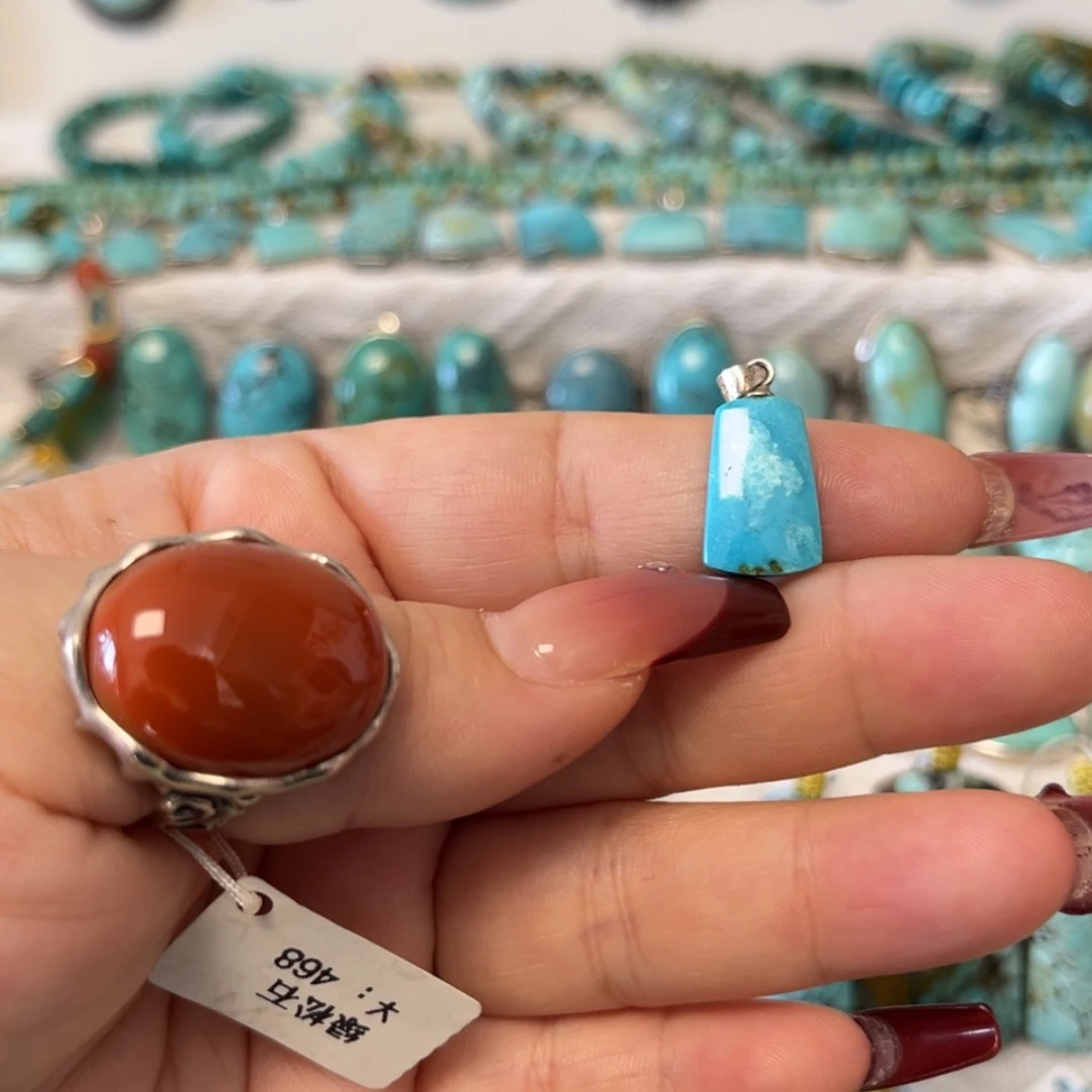 【闪购商品】未镶嵌南红玛瑙珠宝奇石