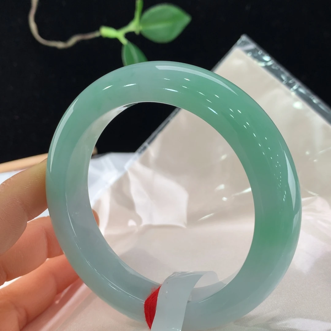 翡翠手镯未镶嵌111-5831