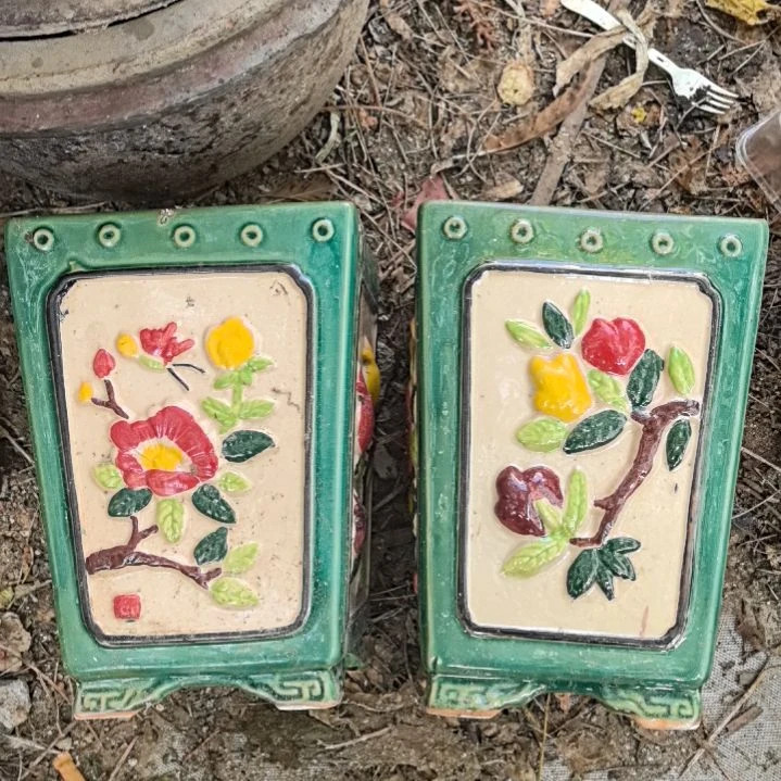 红陶木*石湾花盆2个