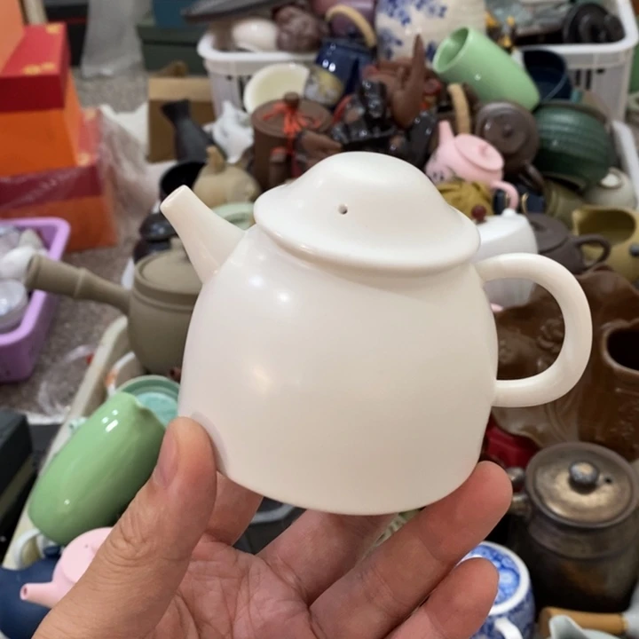 陶瓷艺术品及陶瓷壶壶