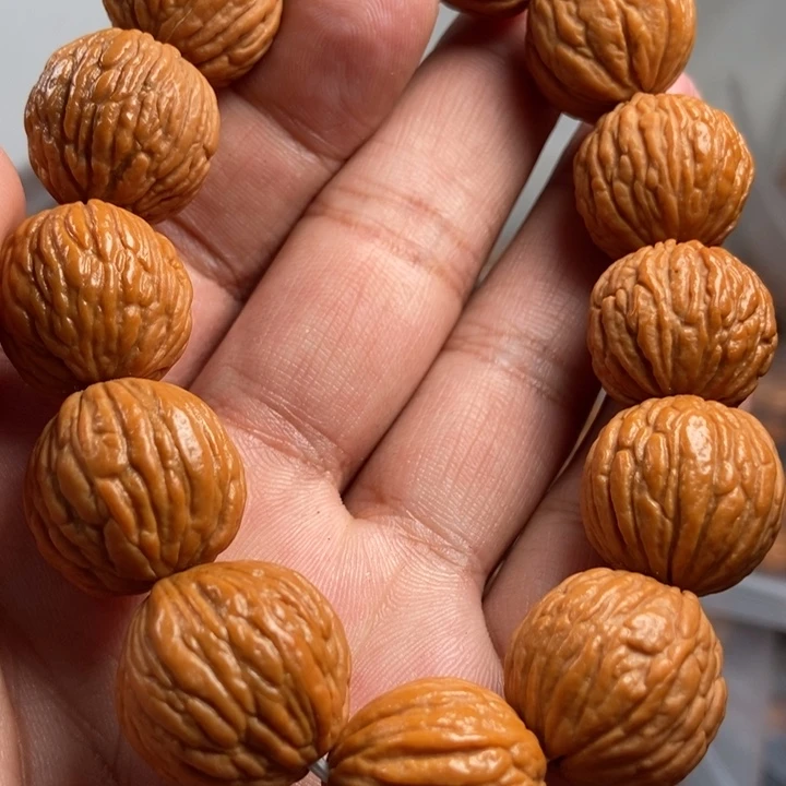 猴头核桃吊坠今天