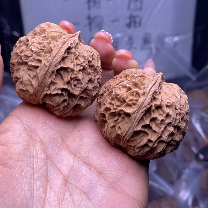 文玩核桃把件云南野生铁核桃197号44mm