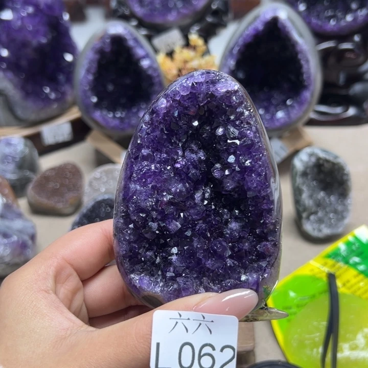 未镶嵌大型摆件（非配饰）紫晶