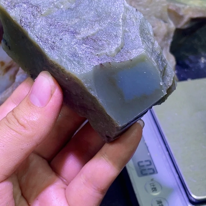 未镶嵌和田玉珠宝半成品