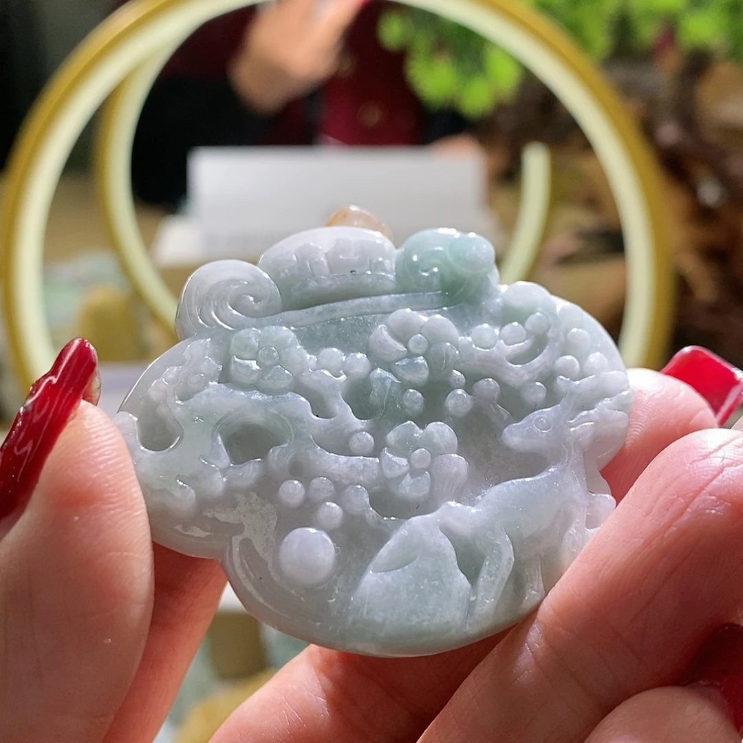 【闪购商品】翡翠颈饰未镶嵌鹿