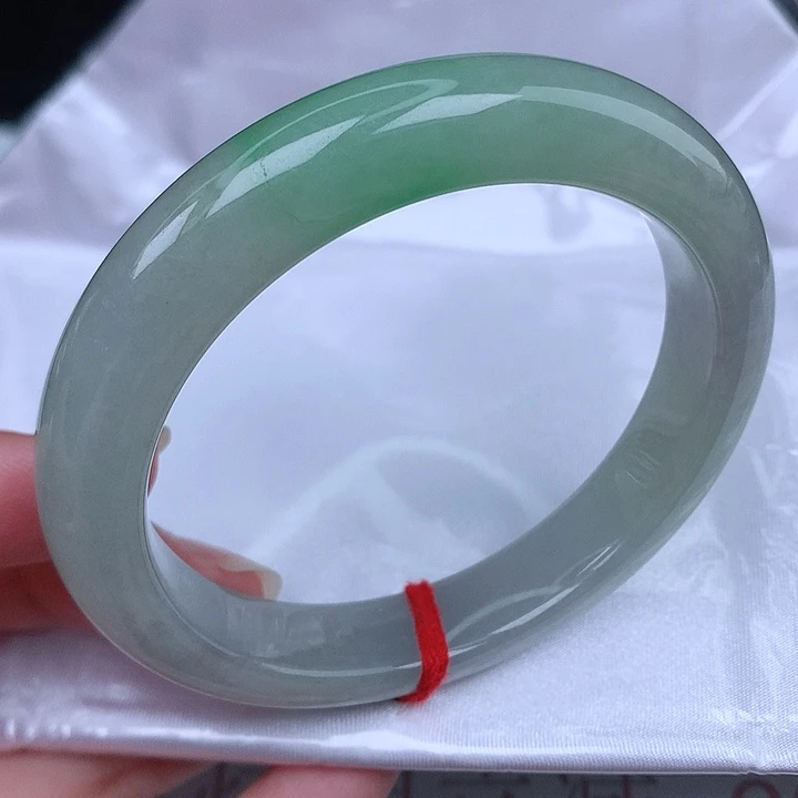 未镶嵌手镯翡翠天然