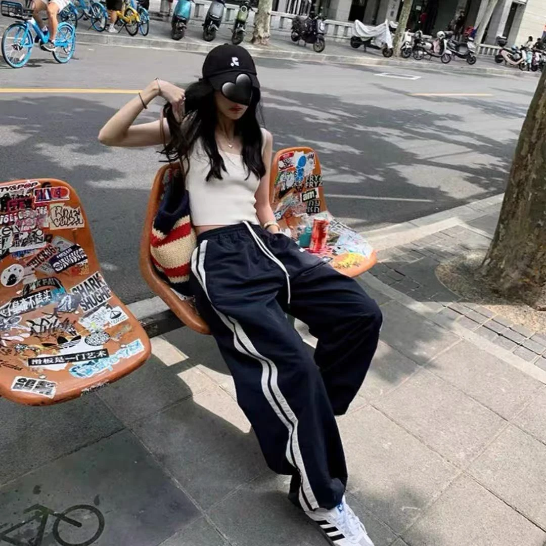 【现货】夏季新款速干美式设计感侧边条纹运动长裤WM