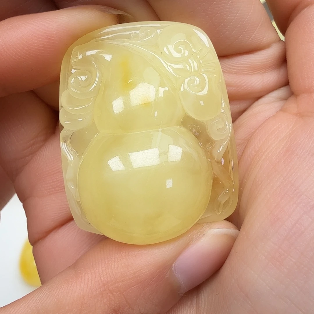 琥珀未镶嵌裸石你好