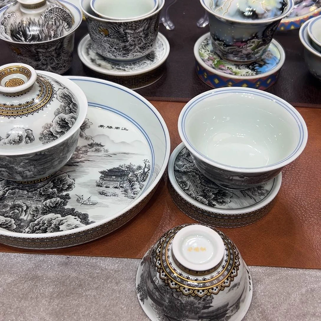 摆件续保程序和爸爸给哈哈不能叫姐姐