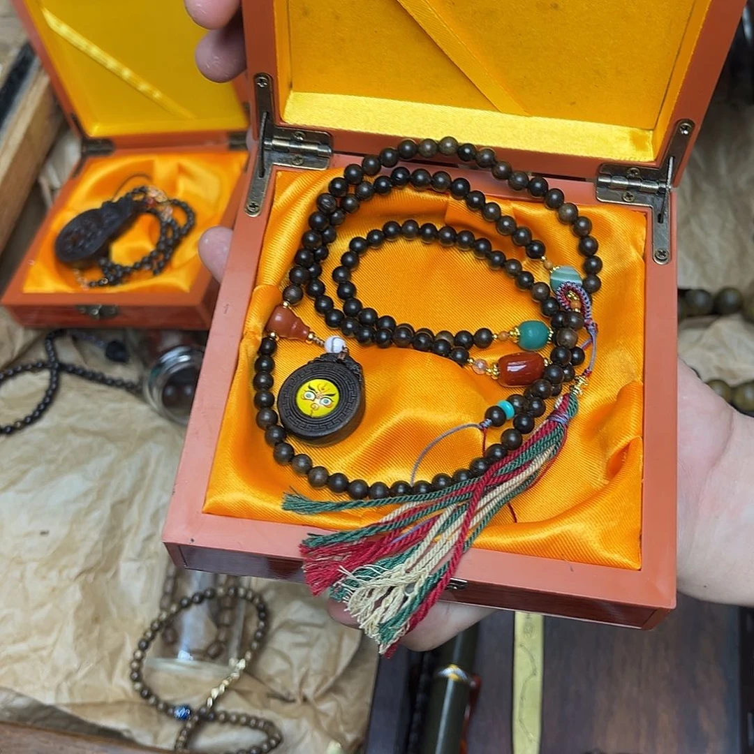 大叶紫檀（黑酸枝木类）