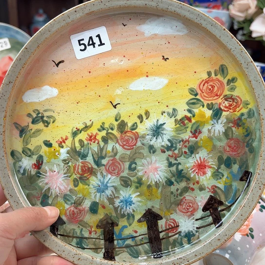 瓷片兔兔好e a l l l l l l l l l l