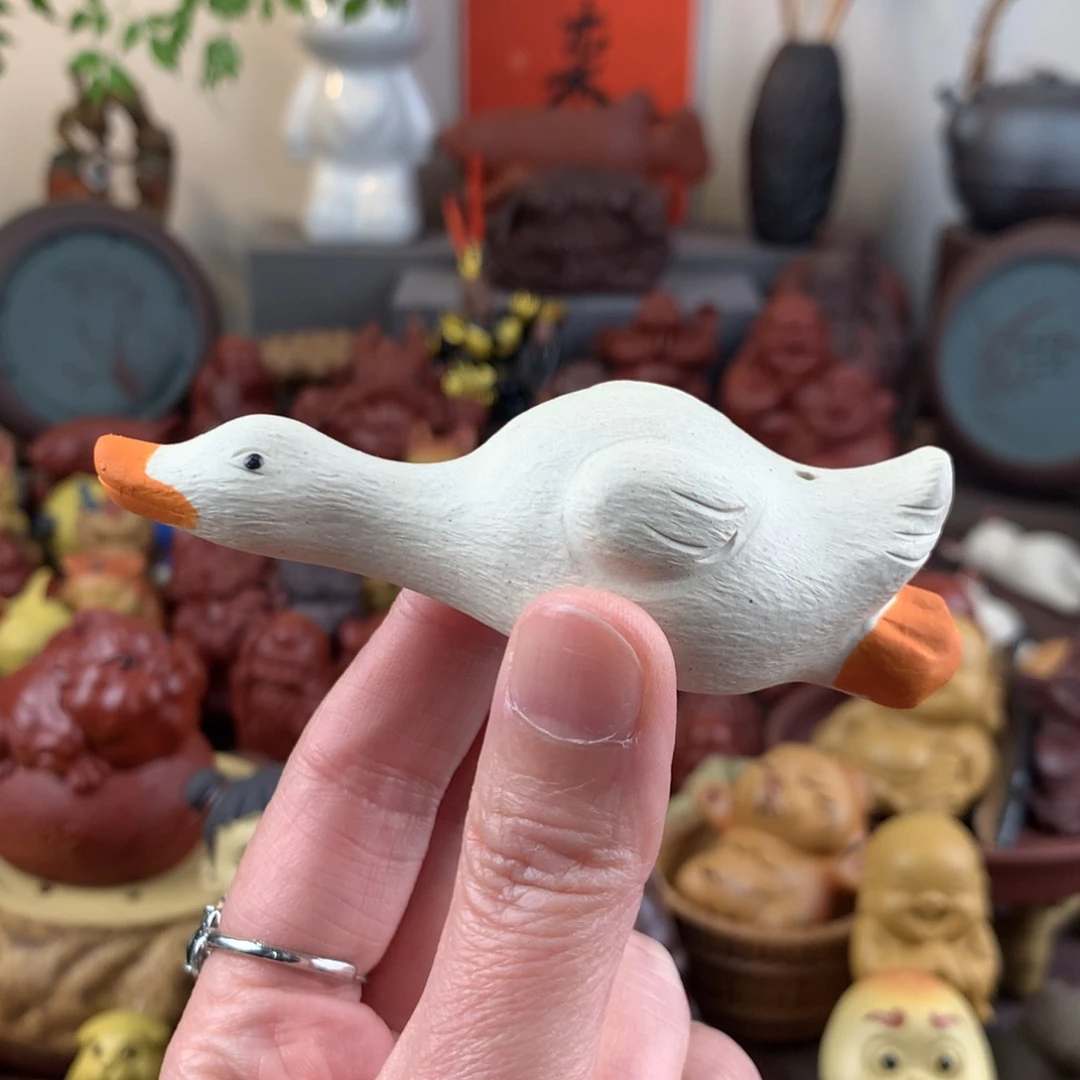 紫砂茶宠躺平鸭白段泥