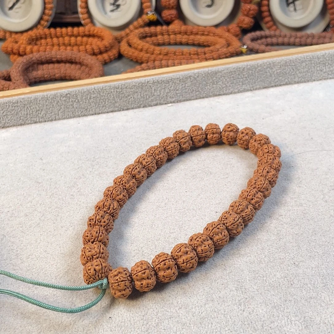 金刚菩提吊坠龙脊梅花