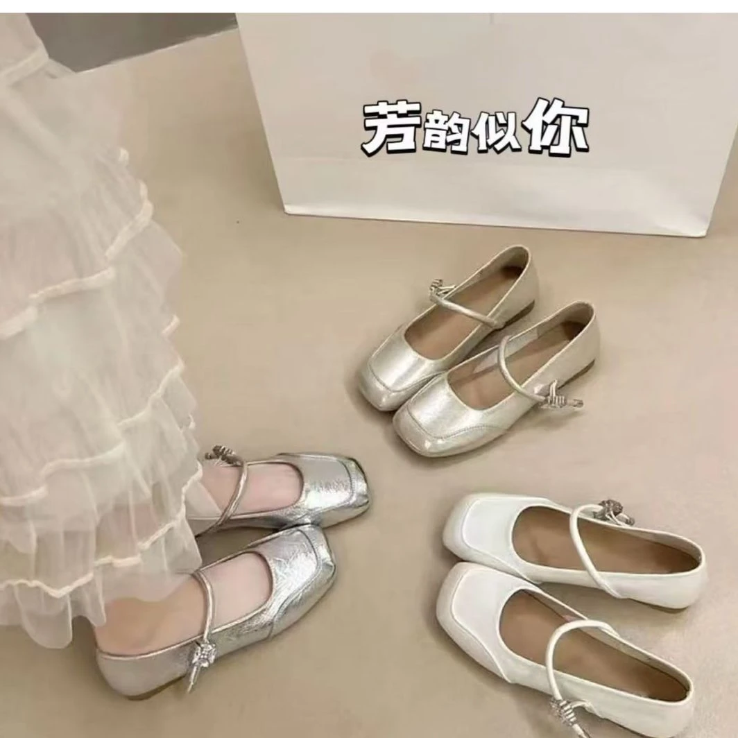 新款百搭气质单鞋皮鞋平底浅口方头爆款软底软皮温柔风女单鞋舒适