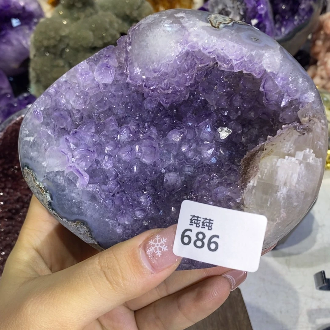 紫晶未镶嵌大型摆件（非配饰）窝窝
