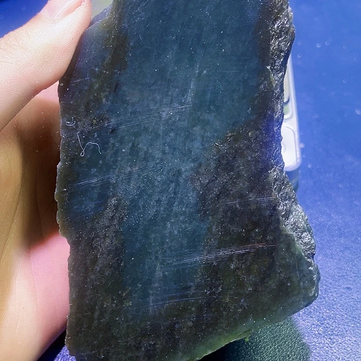 未镶嵌和田玉（糖玉）珠宝半成品